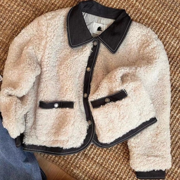 Fleece Jacket - Picture 5 of 8